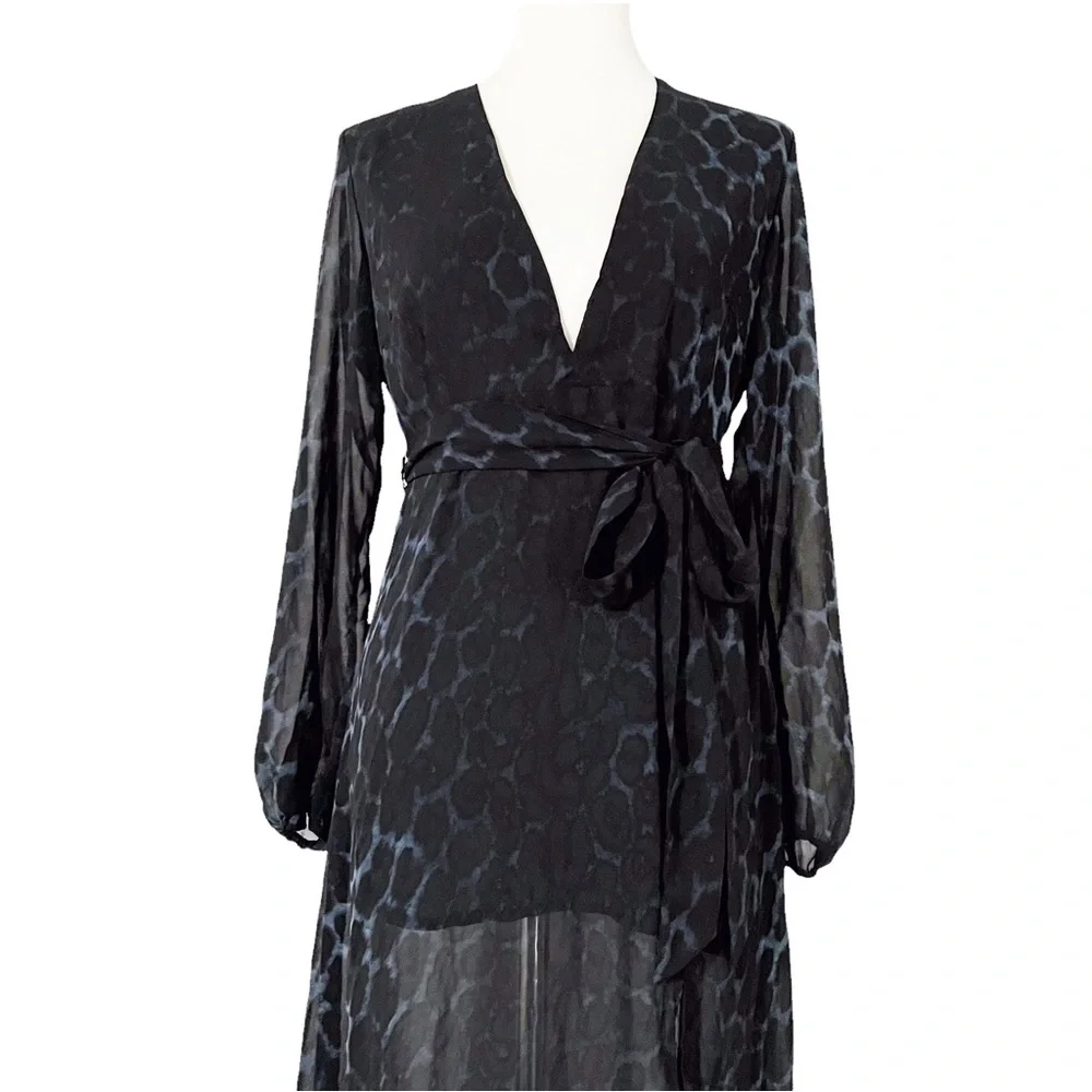 WYLDR Let Go Maxi Dress‎ Grey blue in  Leopard